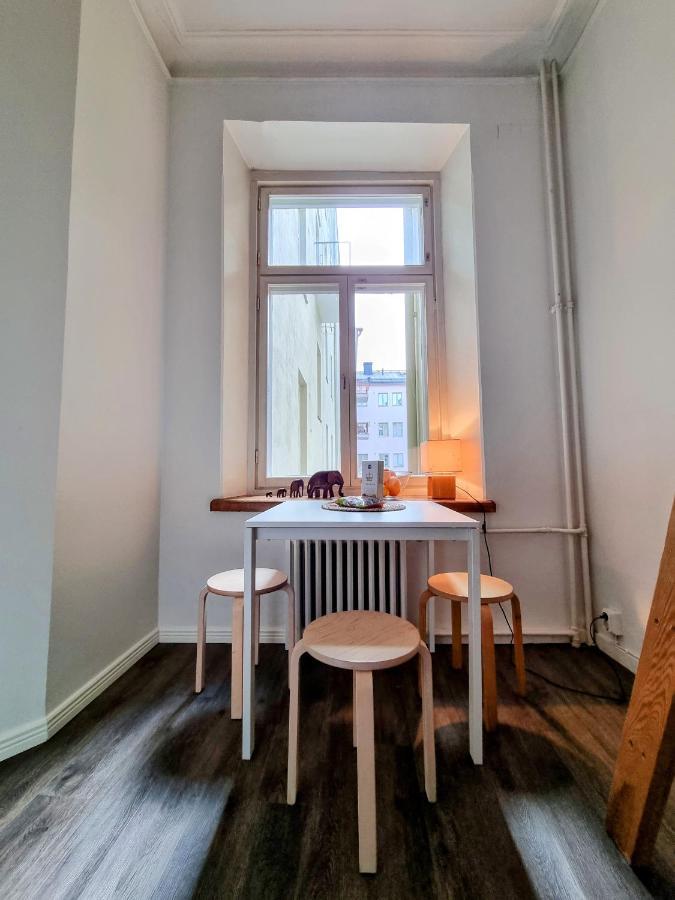 Apartament 4 Blocks From Stockmann Helsinki Zewnętrze zdjęcie